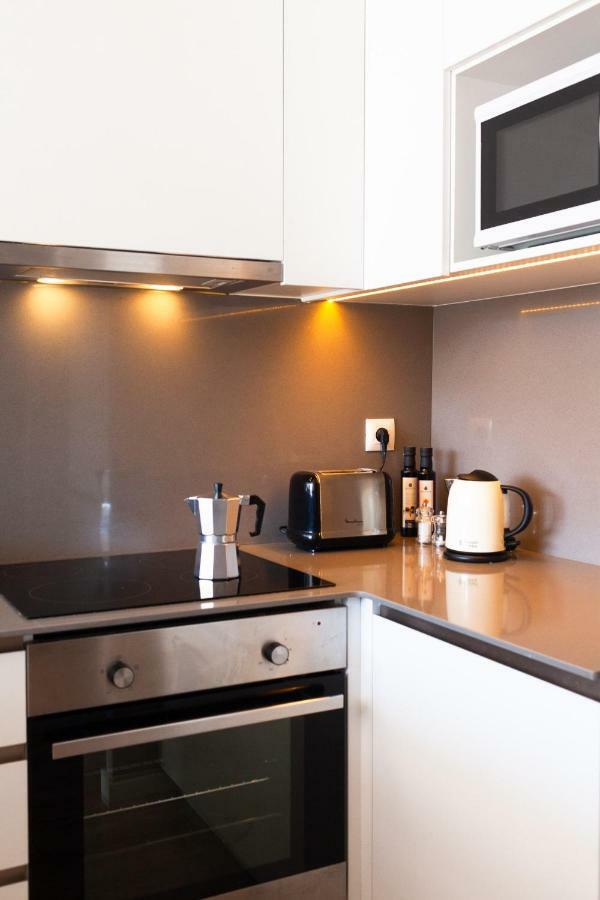 Brummell Apartments Poble Sec Barcelona Bagian luar foto